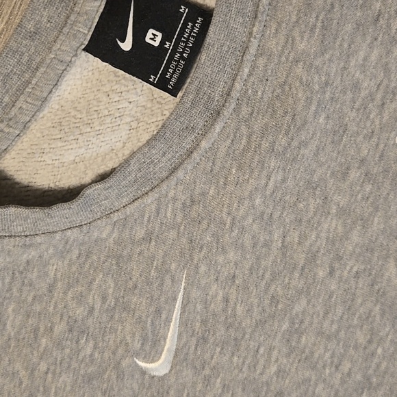 Nike Tennis Men's Crew-Neck Sweatshirt (L) - Picture 3 of 4